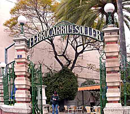   Eingangstor ins etwas andere Mallorca  ...   