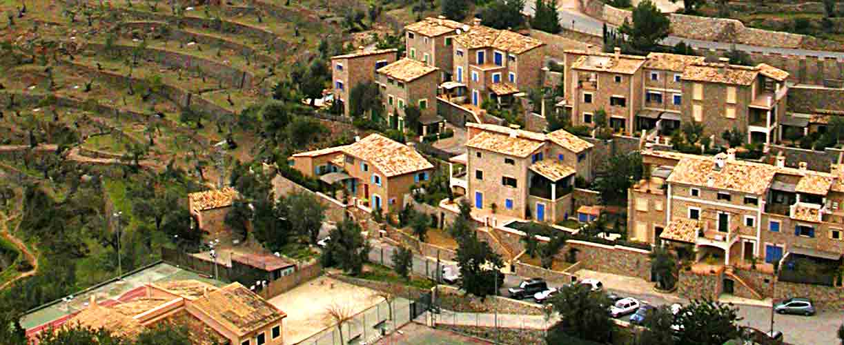    farbige Bescheidenheit   ...   